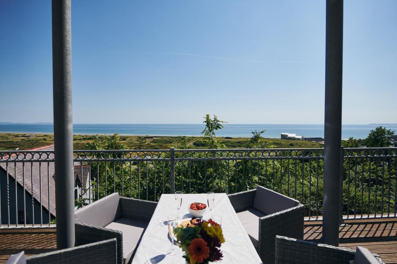 Cliff Haven- Spectacular Sea Views From Balcony, Pets Go Free Apartment *