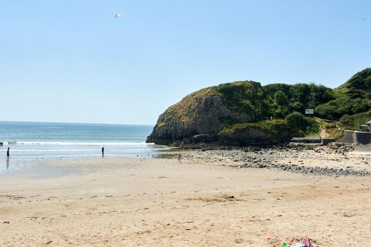 Cliff Haven- Spectacular Sea Views From Balcony, Pets Go Free